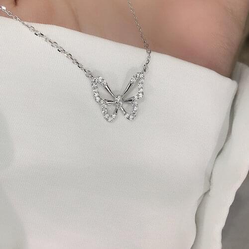 SCALLOPED Sparkling Crystal Butterfly Necklaces Women 2021 New Simple Clavicle Chains Choker Statement Jewelry Gifts