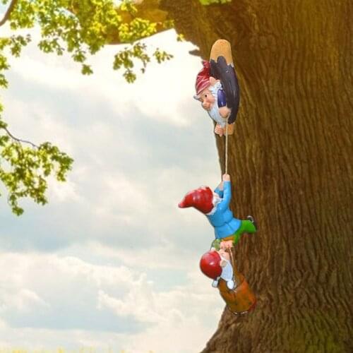 Climbing Gnome Sculpture Garden Cartoon Climbing Tree Dwarf Decor Dwarf Statue Landscape Lawn ELf Figurine Garden Decoration