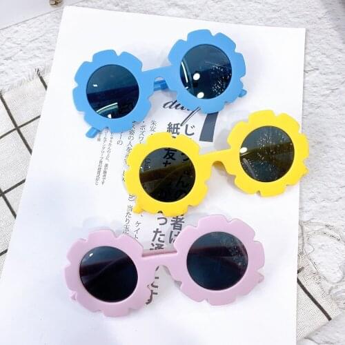 PC Matte Frame Fashion Kids Sunglasses Cute Girls Boys Children Sun Glasses Round Flower Outdoor Streetwear Goggle Eyewear UV400