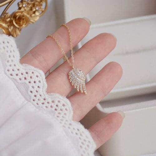 New Arrival Micro-inlaid Zircon Full of Crystal Feathers Exquisite Daily Necklaces for Woman Holiday Clavicle Chain Necklace