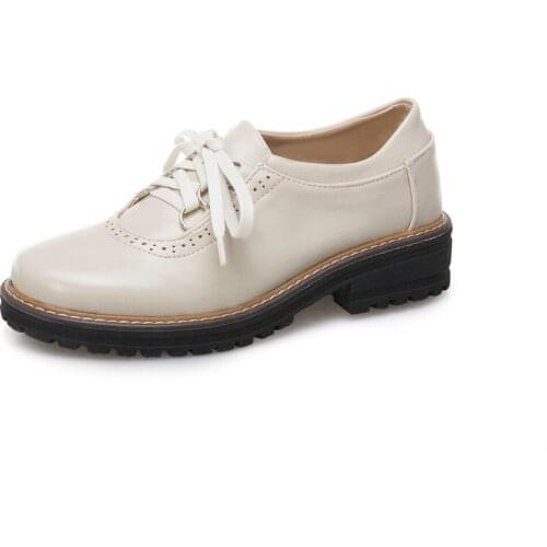 Early spring of 2019 the new low heel side with leisure comfortable single shoes 40-43