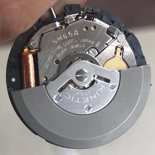 Watch accessories original Japanese artificial kinetic energy movement 5M65A single calendar movement with battery
