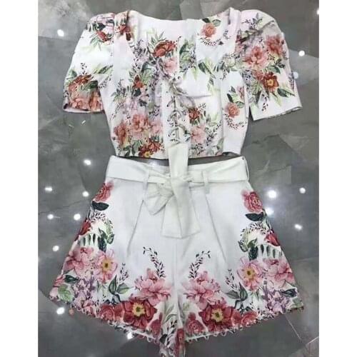 Summer 2 Piece Set Women vintage print casual Lace top or A pendulum shorts set High-end elegant age reduction two piece set