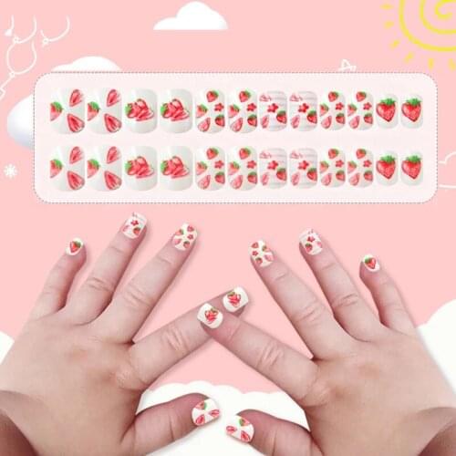 24pcs/Pack Fake Nail Artificial Tips Pink Strawberry Pattern Cartoon Design Cute Full Cover Kids False Nail for Children Kids
