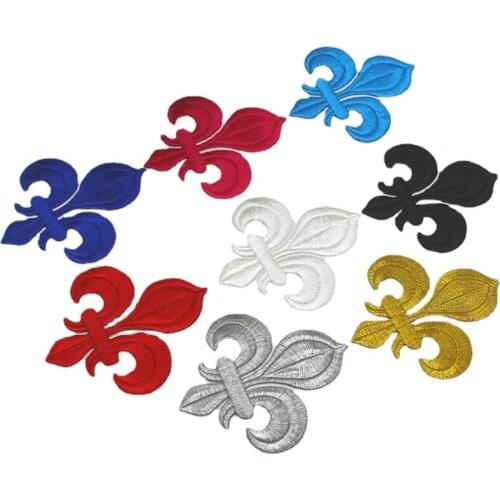 5Pcs Iron On Patches Gold Embroidery Flower Appliqued Vintage Metallic Flower 3D Lotus Appliques Wedding Appliques Decoration