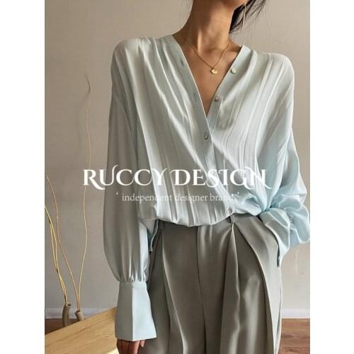 Spring and 2021 summer new gentle wind mint green organ pleated V-neck loose lightweight long sleeve sunscreen chiffon shirt for