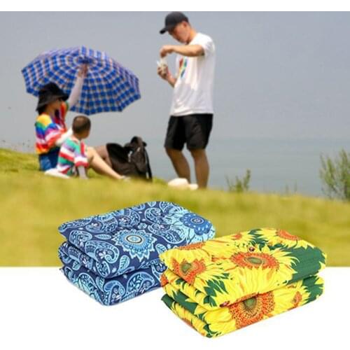 Portable folding pad Anti-dirty Park picnic mat Moisture proof pad cushion Outdoor Camping Mat Waterproof Beach Mat Pad