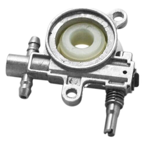2500/3800 Chainsaw Spare Parts Chainsaw Oil Pump With Worm Drive Gear Fits Chain Saw 25CC/38CC