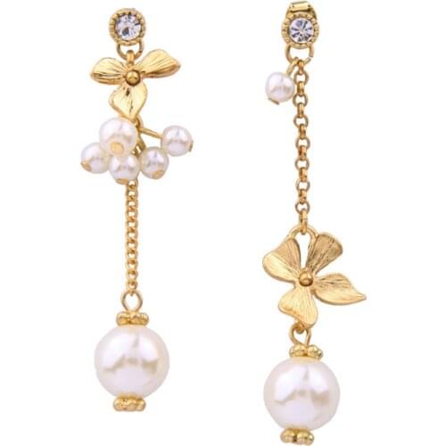 European and American fashion fresh asymmetric pearl flower earrings femininity personality exaggerated earrings