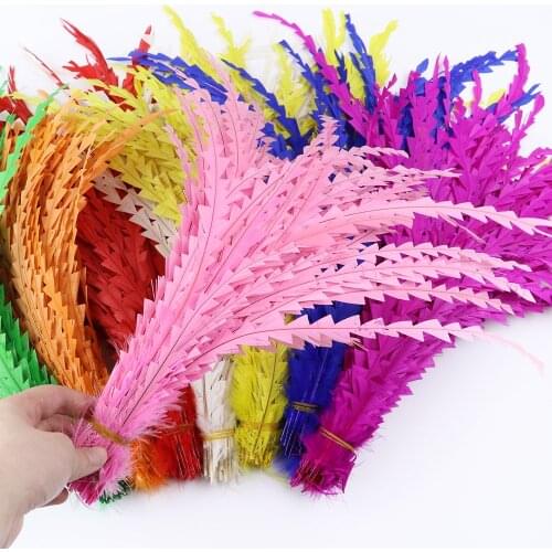 20/50/100PCS Dyed pink Rooster Tail Feathers Jagged Pattern 35-40CM Wedding Party Home Decoration Crafts Chicken PlumeS