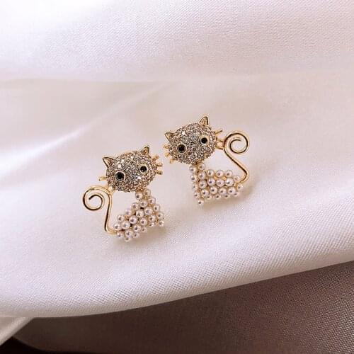 YAOLOGE 2021 Trend Gold Color Cat Rhinestone Stud Earrings Geometric Alloy Earrings For Women Girls Gift Party Fashion Jewelry