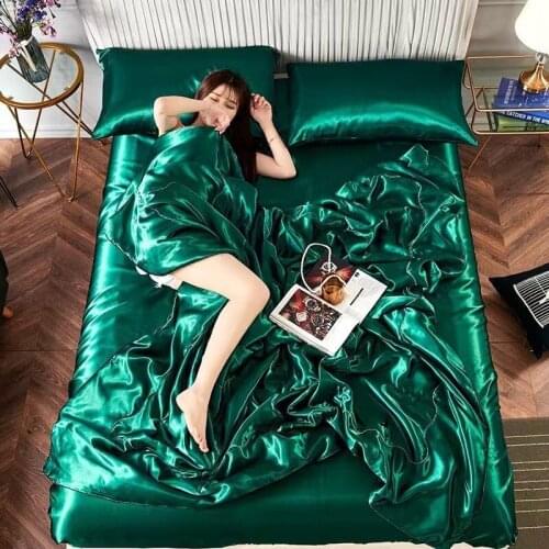 2020 New Comfortable And Soft Silk Comforter Blanket Quilt Filled Cotton Duvet Ice Silk Comforter Quilt Blanket 1 Pcs