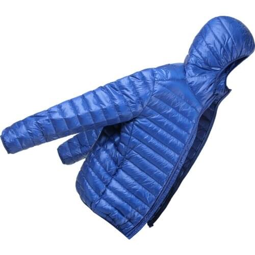 Autumn and winter new thin Hooded Slim men "s thin coat in the old Women down jacket