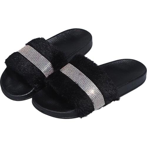 Luxury Rhinestone Women Warm Fur Slippers Cozy Fluffy Furry Slides Crystal Flat Indoor Slides Design Home Shoes Ladies 43 Black