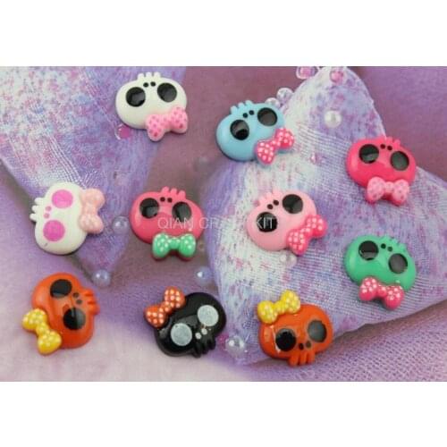 300pcs Skull Resin Cabochon Flat Backs, DIY Supplies, Decoden Candy Kawaii Cabs 17mm Monster High Resin Planar Skull with Bow