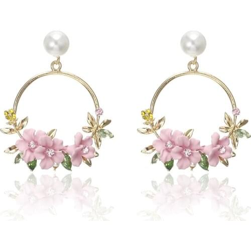 1 Pair Fashion Flower Earrings Big Round flower ladies earrings Pearl Heart Crystal Flower Pottery Pearl Earrings For Women