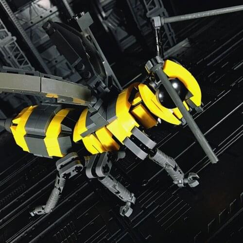 200Pcs MOC Bionic Animal Mecha Bee Model Small Particle Building Blocks Educational Toy Set