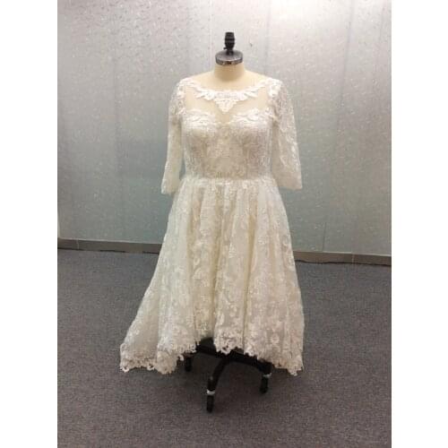 Elegant Long Sleeve Hi-Lo Lace Wedding Dresses O-Neck Illusion Back Sweep Train Bridal Gown For Women