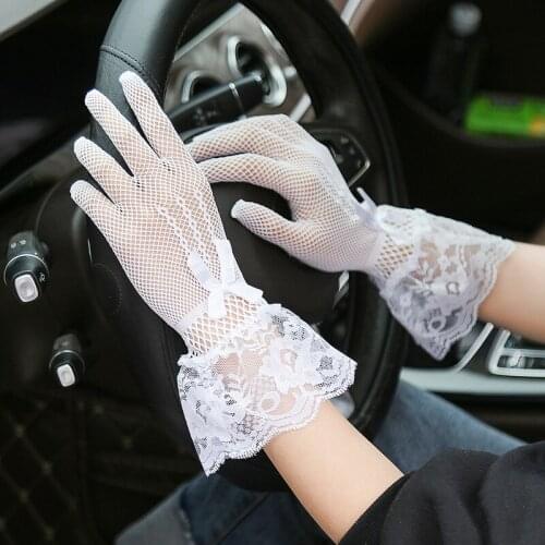 Summer Women Breathable Hollow Mesh Sunscreen Touch Screen Gloves White Color Elegant Female Gloves Sexy Lace Bow Black Gloves