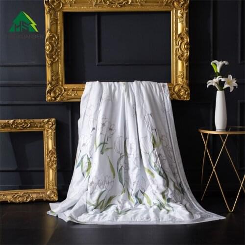 Narcissus Pattern White Thin Quilt 100% Lyocell Tencel 80S Fabric Comforter For Luxury Adult Soft Bed Cover Queen King Size