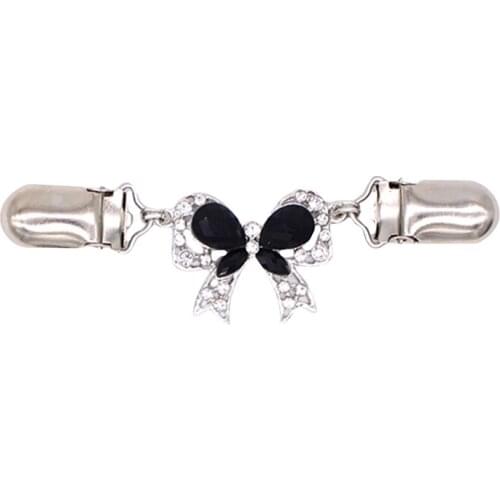 Retro Cardigan Sweater Blouse Pin Shawl Brooch Clips Shirt Collar Retro Duck Clip Winter Scarf Clasps Charm Accessories