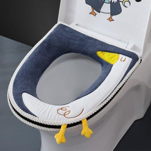 New Toilet Seat Cover With Handle Cute Cartoon Soft Plush Washable Universal Toilet Cushion Seat Mat Winter Waterproof Bathroom
