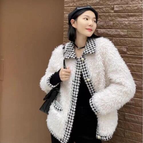 2021 Winter New Womens Warm Imitation Fur Jackets Female Plaid Patchwork Warm Coats Ladies Short Single Breasted Outwear M639
