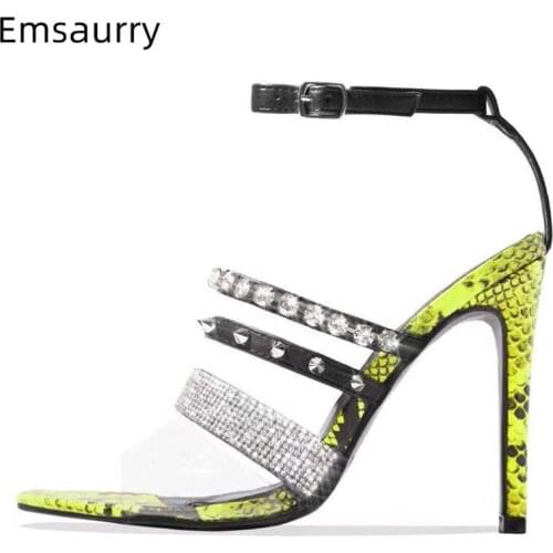 New Chic Narrow Band Sandals Women Crystal Rivet Decor Point Toe Ankle Buckle Thin Heel Serpentine Summer Sandalias Mujer