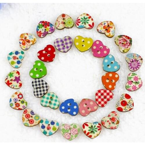 New Arrival 100 DIY Mixed Wood Sewing Buttons Scrapbooking Painted Lovely Heart Shape