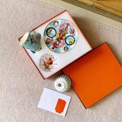 Circus Series Style Ceramic Tableware Set For Children Including 1 Mug & 1 Plate & 2 Bowls Birthday Presents Gift Box Packaging