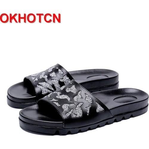 OKHOTCN Men's Slippers