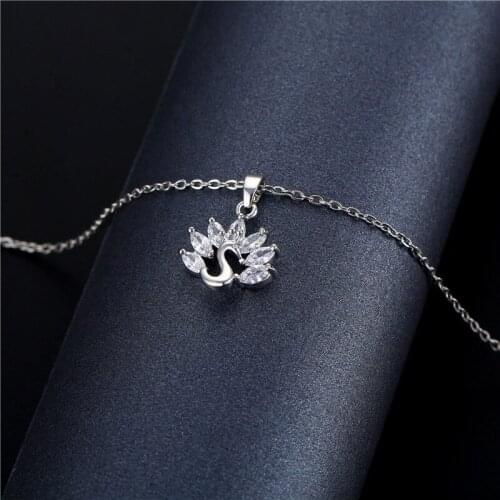Female Dainty White Zircon Necklace Cute Small Peacock Pendants Necklaces For Women Wedding Silver Color Clavicle Chain Necklace