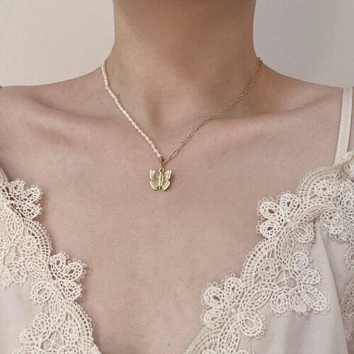 Chain Stitching Sweet Style Butterfly Pendant Necklace Small Natural Freshwater Pearl Beads Necklace Women Jewelry Weddings New