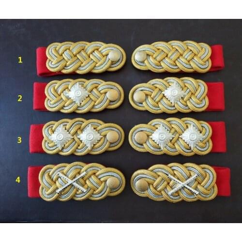 WWII GERMAN HEER GENERAL SHOULDER BOARDS AND BADGES