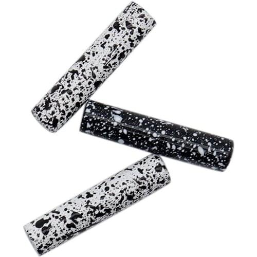 Coolstring 4.6*20mm Shoelace Tips 20 pcs/lot White Aglets With Random Spray Black Dots For Canvas Boots Shoe Laces Ends