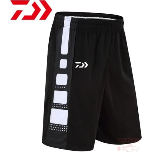 Daiwa Fishing Clothes Summer Shorts Outdoor Loose Breathable Fishing Pants Quick Drying Fishing Pants Men Running Fitness Shorts