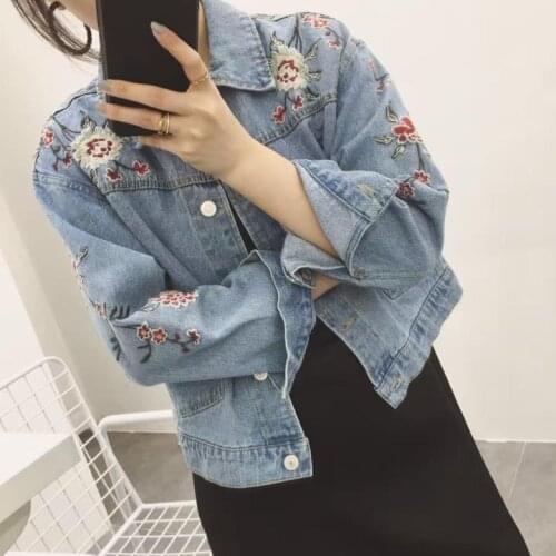 2017 New Spring Vintage Flower Embroidery Womens Jeans Casual Denim Jacket Women Short Jean Jacket jackets for women Outwear