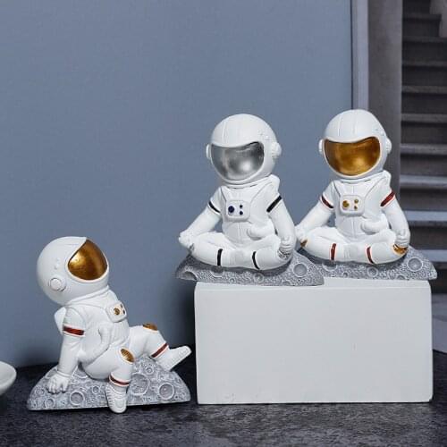 Modern Resin Astronaut 3d Three-dimensional Switch Sticker Astronaut Decorative Wall Sticker Household Switch Protective Sleeve