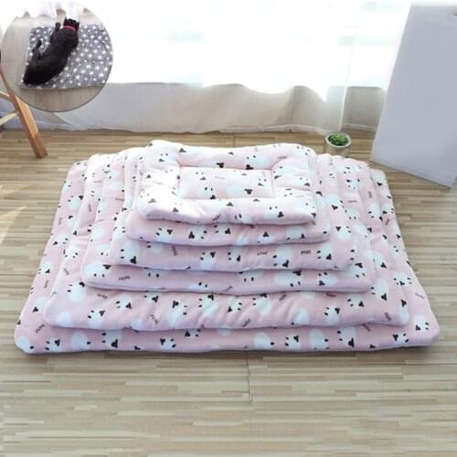 Breathable Pet Dog Mat Flannel Cotton Paw Foot Print Washable Pet Blanket Coral Fleece Beds for Small Medium Dog Accessories
