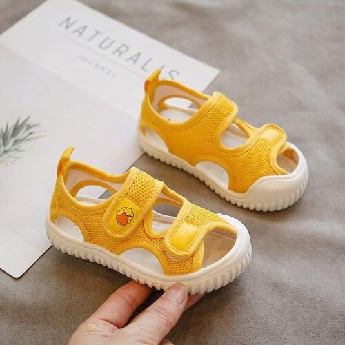 2021 Summer Children Shoes Boys Soft Soles Beach Shoes Male Baby Baotou Anti-kick Childrens Sandals Girls Summer Sandals