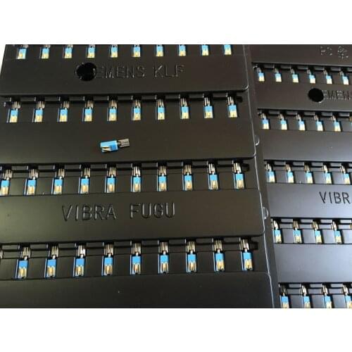 100pcs 1.5 V-6V 3.3 * 8mm Micro Coreless vibration motor toy / phone / DIY Accessories