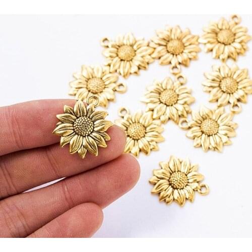 30 Pcs Charms Gold Sunflower DIY Pendant Necklace For Women Fashion Aesthetic Accessories Classic Female Jewelry Making Supplies