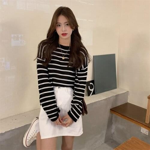 Striped Knitted Spring T-Shirts Women O-Neck Long Sleeve Vintage Loose Autumn Shirts Tops Harajuku Streetwear Korean Black