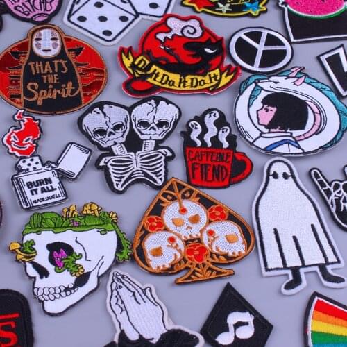 Punk Skull Patch On Clothes Cartoon Anime Embroidered Patches For Clothing Iron On Patches For Cloth DIY T-shirt Badge Stripe