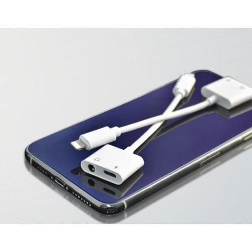 2 In 1 Adapter 3.5mm Jack AUX Charging Lighting Adapters For IPhone 8 7 Plus X XS XR MAX Charge Portable Connecter AUX Splitter