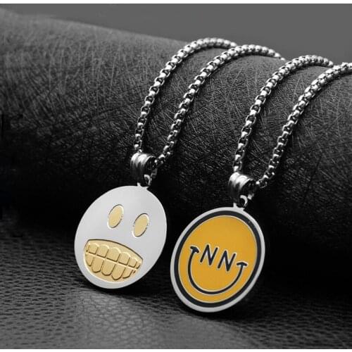 Fashion simple round brand pendant necklace men and women hip-hop couple hanging jewelry hot sale