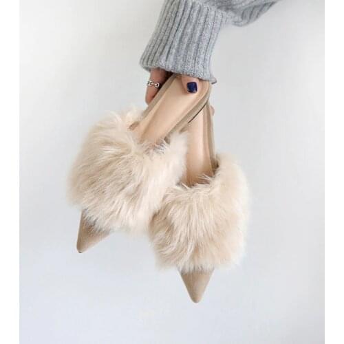 2019 new Korean fashion point flat bottom Fleece slippers Go out and drag womens shoes Fur shoes in autumn and winter