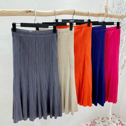 Plus Size Skirt For Women 45-75kg 2021 Spring New Stretch Miyake Pleated Solid Colour Casual Irregular Midi Skirt Female