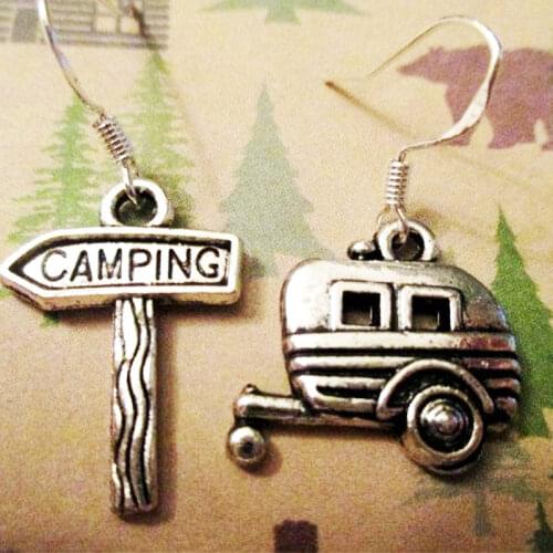 Retro Camper Camping Asymmetric Earrings Car Pendant Trailer Drop Earrings Creative Jewelry Gifts Creative Metal Trailer Pattern