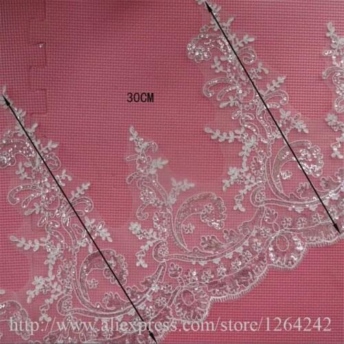 Delicate 3meters 30cm Sequins Ivory White Fabric Flower Venise Venice Lace Trim Applique Sewing Craft for Wedding Dec. LW0030
